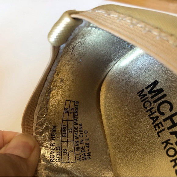 Michael Kors “Rover Heidi” Gold Ballet Flats Size 2 Gently Worn - Picture 9 of 10
